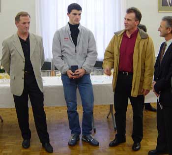 Janick Dupont (Président du club des Supporters) , Jimmy, Bruno Ogé (Président de l'UCSablé) et Mr Teissier (Chargé des sports de Sablé)